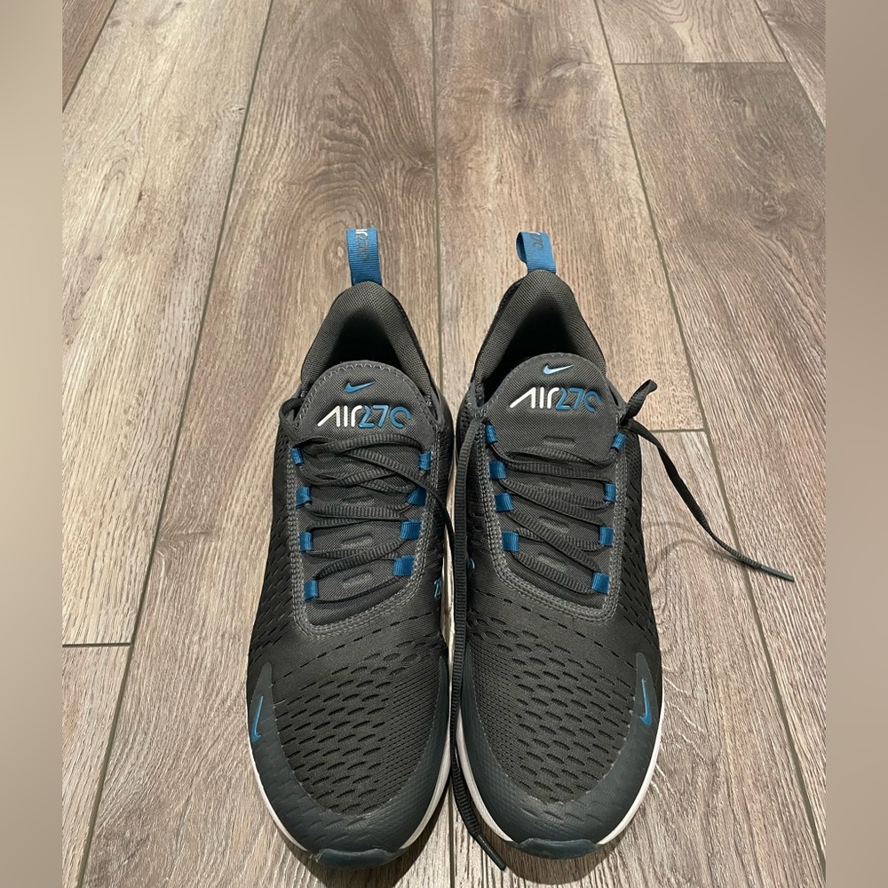 Nike Air Max 270 Black with Blue Highlights - Picture 5 of 9